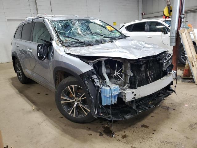 5TDJKRFH5GS321314 - 2016 TOYOTA HIGHLANDER XLE 银色 照片 4