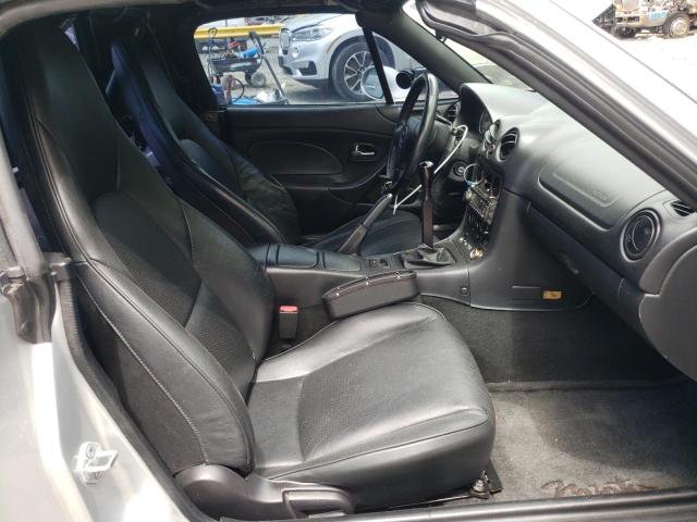 JM1NB353640400140 - 2004 MAZDA MX-5 MIATA BASE SILVER photo 10