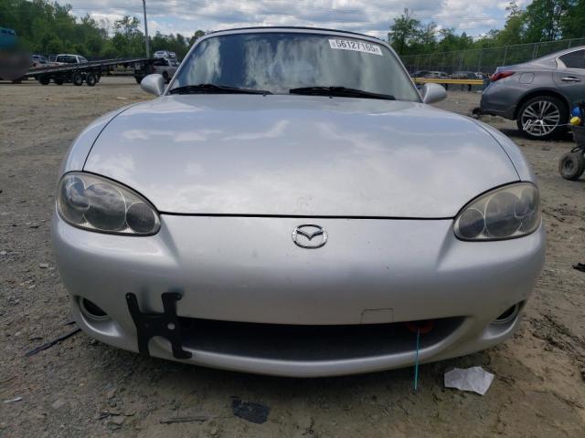 JM1NB353640400140 - 2004 MAZDA MX-5 MIATA BASE SILVER photo 5