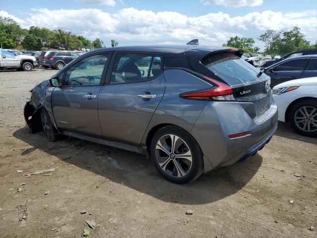 1N4AZ1CP9JC304717 - 2018 NISSAN LEAF S BLACK photo 2