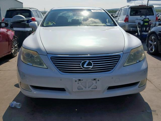 JTHBL46F485055700 - 2008 LEXUS LS 460 WHITE photo 9