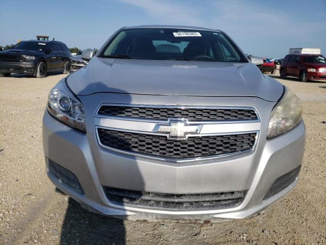 1G11D5RR2DF117176 - 2013 CHEVROLET MALIBU 1LT SILVER photo 5
