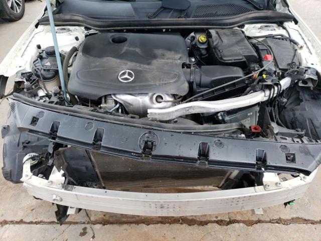 WDCTG4EB4HJ333618 - 2017 MERCEDES-BENZ GLA 250 WHITE photo 11