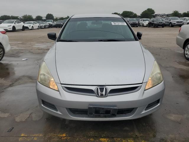 1HGCM56116A080489 - 2006 HONDA ACCORD VALUE SILVER photo 5