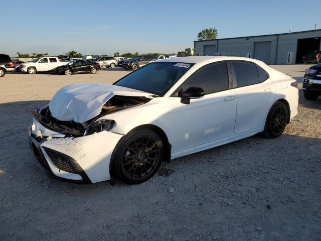 4T1G11BK5PU087022 - 2023 TOYOTA CAMRY SE NIGHT SHADE WHITE photo 1