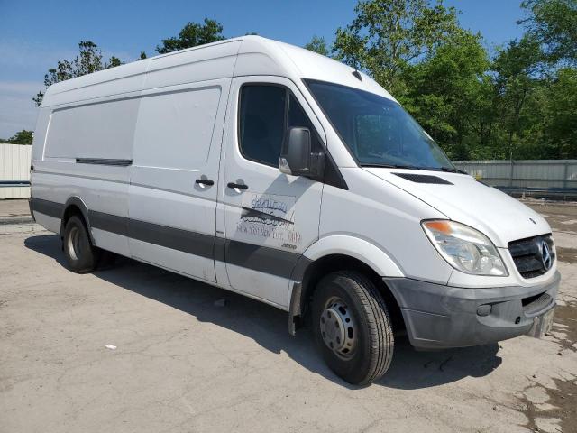 WD3PF1CC8B5552077 - 2011 MERCEDES-BENZ SPRINTER 3500 WHITE photo 4