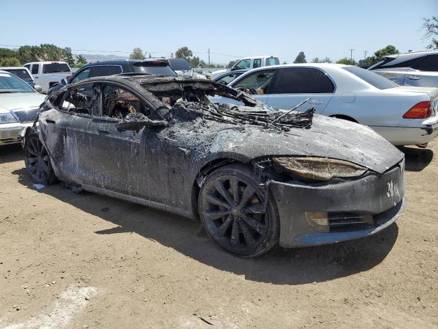 5YJSA1E26HF190843 - 2017 TESLA MODEL S დამწვარი ფოტო 4