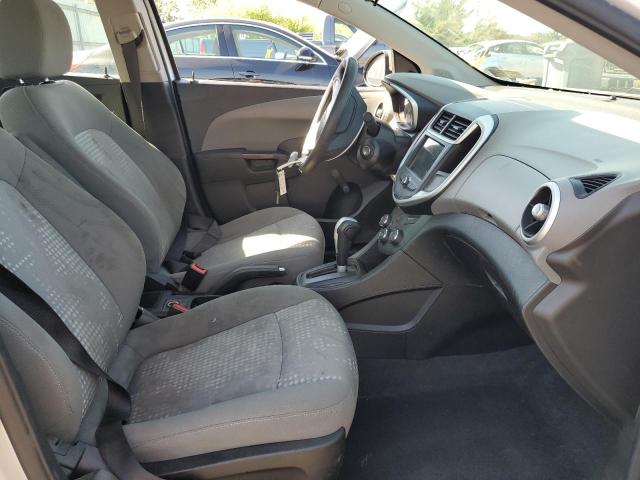 1G1JB5SG7J4128602 - 2018 CHEVROLET SONIC LS SILVER photo 7