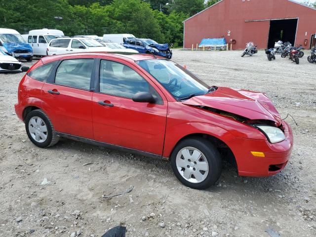 1FAHP37NX7W164998 - 2007 FORD FOCUS ZX5 RED photo 4