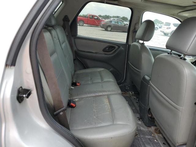 1FMYU931X5KE07671 - 2005 FORD ESCAPE XLT SILVER photo 11