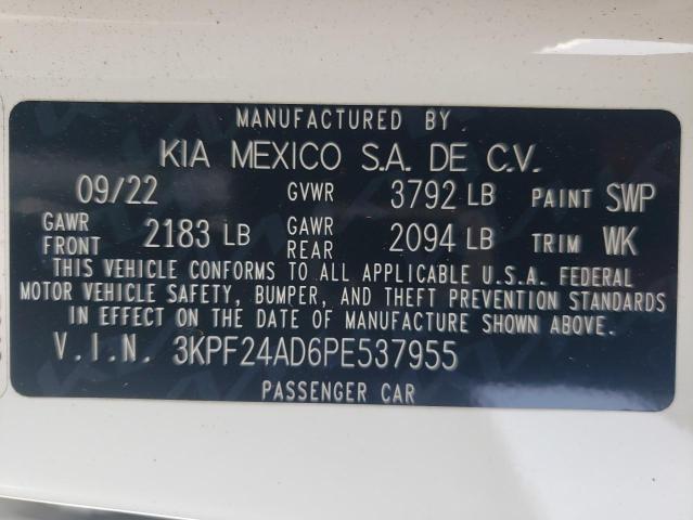 3KPF24AD6PE537955 - 2023 KIA FORTE LX WHITE photo 12