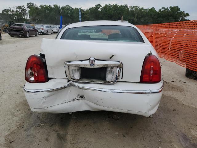 1LNHM81W62Y650606 - 2002 LINCOLN TOWN CAR EXECUTIVE Weiß Foto 6