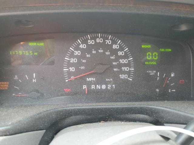 1LNHM81W62Y650606 - 2002 LINCOLN TOWN CAR EXECUTIVE Weiß Foto 9