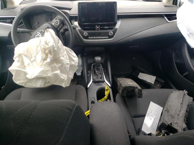 5YFB4MDE2PP077267 - 2023 TOYOTA COROLLA LE 银色 照片 8