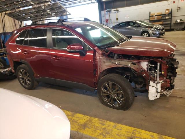 JTMB6RFV2ND072977 - 2022 TOYOTA RAV4 XLE PREMIUM BURGUNDY photo 4