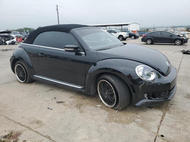 3VW5X7AT9DM831869 - 2013 VOLKSWAGEN BEETLE BLACK photo 4