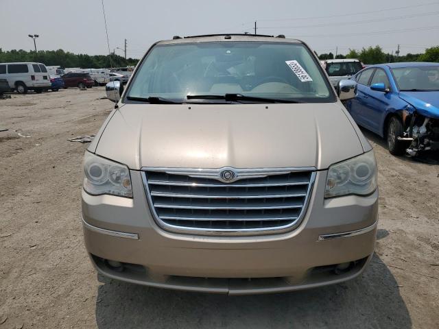 2A8HR64X79R570916 - 2009 CHRYSLER TOWN AND C LIMITED TAN photo 5