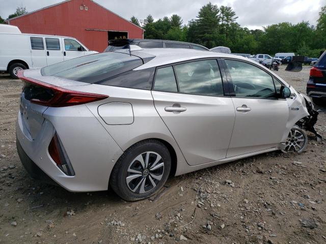 JTDKARFP7J3089970 - 2018 TOYOTA PRIUS PRIM SILVER photo 3