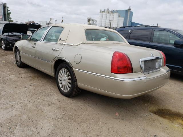 1LNHM81W84Y664669 - 2004 LINCOLN TOWN CAR EXECUTIVE BEIGE photo 2