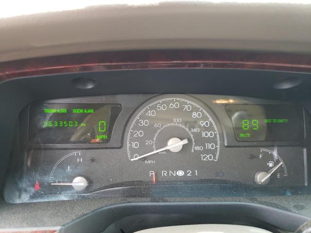 1LNHM81W84Y664669 - 2004 LINCOLN TOWN CAR EXECUTIVE BEIGE photo 9