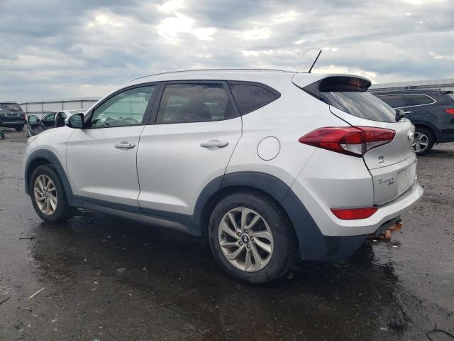 KM8J3CA29GU046745 - 2016 HYUNDAI TUCSON LIMITED SILVER photo 2