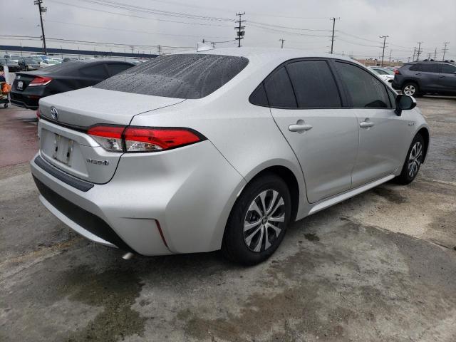 JTDEAMDE3MJ022459 - 2021 TOYOTA COROLLA LE SILVER photo 3