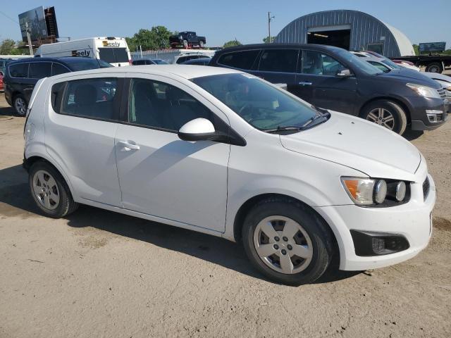 1G1JA6SH1D4196903 - 2013 CHEVROLET SONIC LS 白色 照片 4
