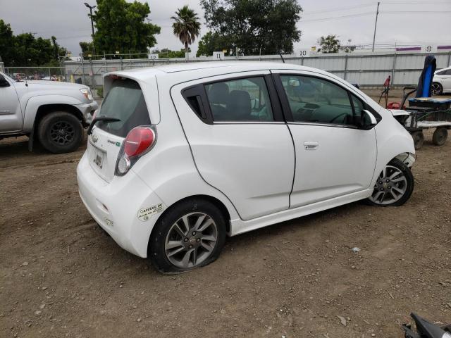 KL8CK6S02GC582658 - 2016 CHEVROLET SPARK EV 1LT WHITE photo 3