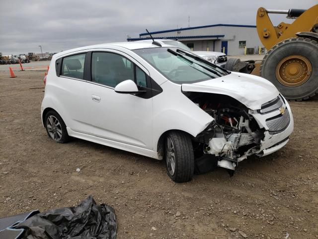 KL8CK6S02GC582658 - 2016 CHEVROLET SPARK EV 1LT WHITE photo 4