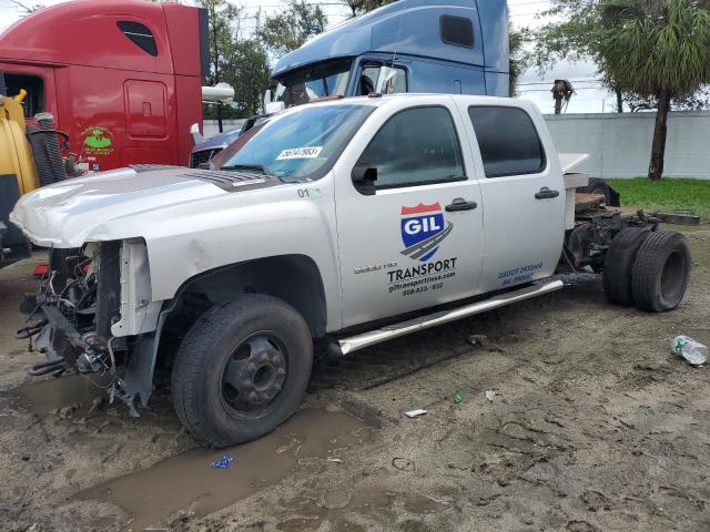 1GC4CZC8XDF172151 - 2013 CHEVROLET SILVERADO C3500 SILVER photo 1