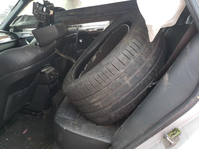 5UXZW0C5XBL369560 - 2011 BMW X5 XDRIVE35D SILVER photo 11