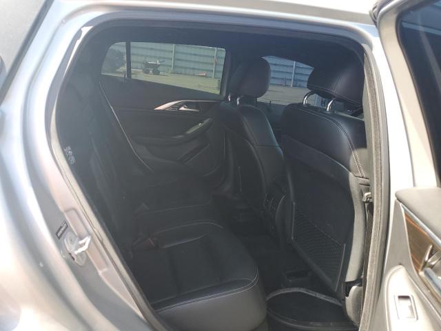SJKCH5CP6HA022776 - 2017 INFINITI QX30 BASE SILVER photo 11