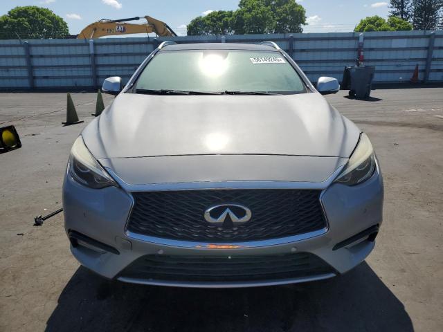 SJKCH5CP6HA022776 - 2017 INFINITI QX30 BASE SILVER photo 5