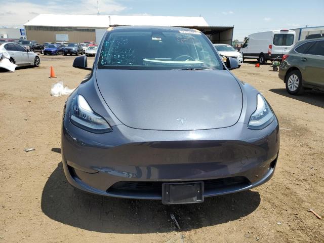 7SAYGDEE0PA081748 - 2023 TESLA MODEL Y GRAY photo 5