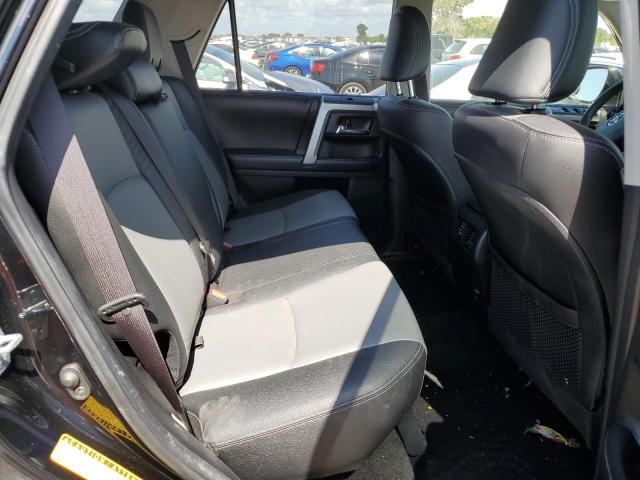 JTEBU5JRXG5390556 - 2016 TOYOTA 4RUNNER SR5/SR5 PREMIUM შავი ფოტო 11