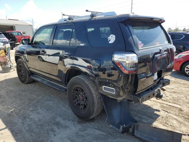 JTEBU5JRXG5390556 - 2016 TOYOTA 4RUNNER SR5/SR5 PREMIUM შავი ფოტო 2