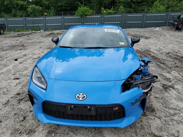 JF1ZNBE11P9754624 - 2023 TOYOTA GR 86 PREMIUM BLUE photo 5