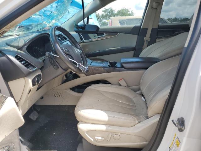2LMPJ8LR9HBL40505 - 2017 LINCOLN MKX RESERVE Weiß Foto 7