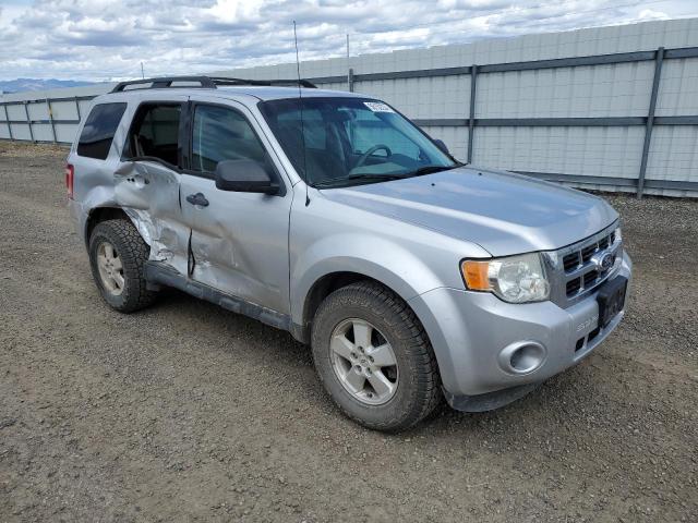 1FMCU9C79AKD12804 - 2010 FORD ESCAPE XLS SILVER photo 4