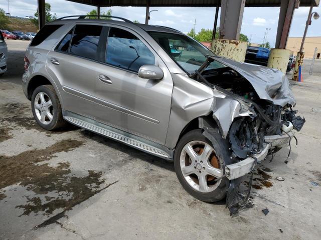 4JGBB86E48A394060 - 2008 MERCEDES-BENZ ML 350 SILVER photo 4