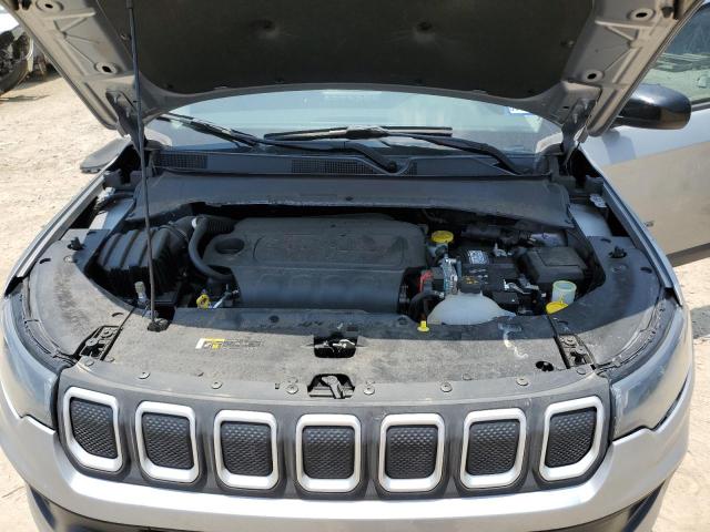 3C4NJDBBXNT144562 - 2022 JEEP COMPASS LATITUDE SILVER photo 12