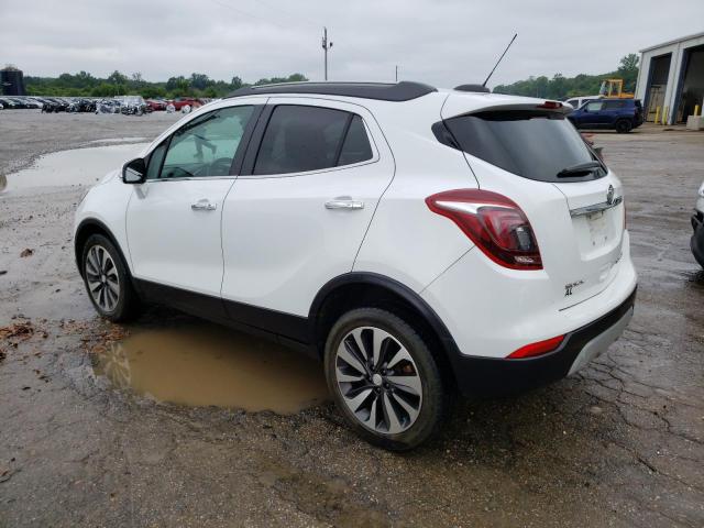 KL4CJCSB5JB556928 - 2018 BUICK ENCORE ESSENCE WHITE photo 2