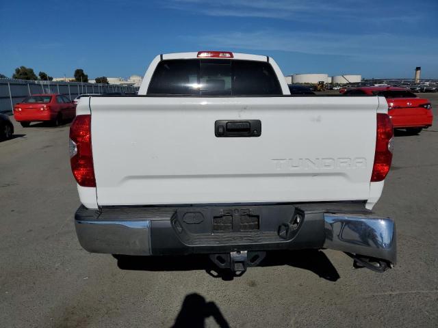 5TFUY5F15HX626797 - 2017 TOYOTA TUNDRA DOUBLE CAB SR/SR5 WHITE photo 6