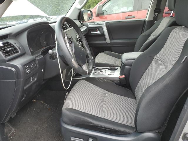 JTEMU5JR7N6031987 - 2022 TOYOTA 4RUNNER SR5/SR5 PREMIUM 银色 照片 7