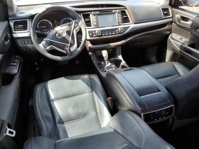 5TDKKRFH2GS505257 - 2016 TOYOTA HIGHLANDER XLE BLACK photo 8