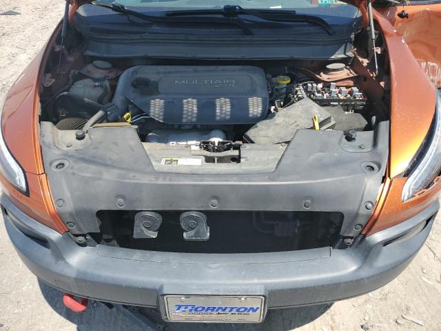 1C4PJMBB3FW709822 - 2015 JEEP CHEROKEE TRAILHAWK ნარინჯისფერი ფოტო 12