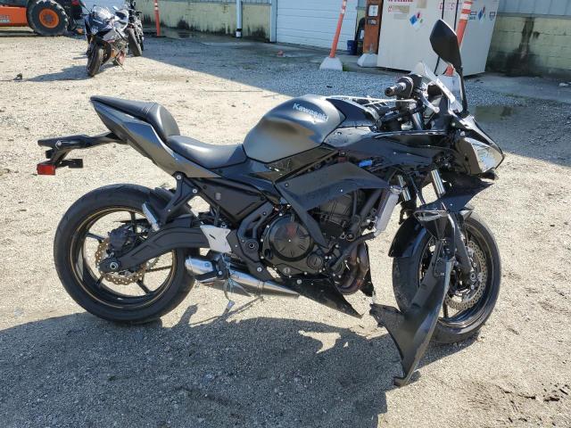 ML5EXER18PDA89844 - 2023 KAWASAKI EX650 R Boz foto 1