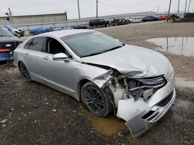 3LN6L2G92DR802021 - 2013 LINCOLN MKZ SILVER photo 4