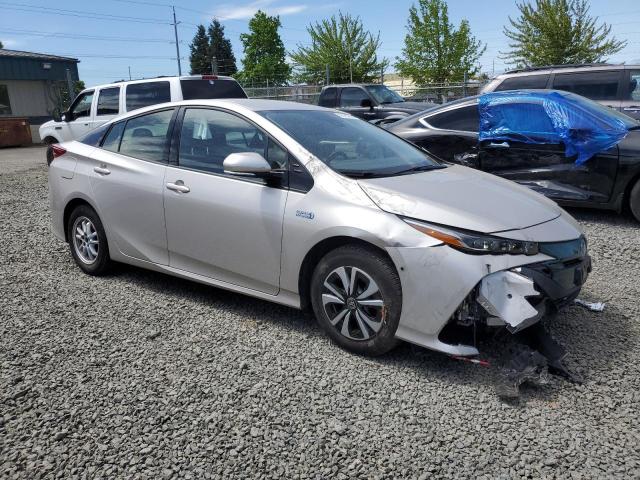 JTDKARFP0H3060255 - 2017 TOYOTA PRIUS PRIM 银色 照片 4