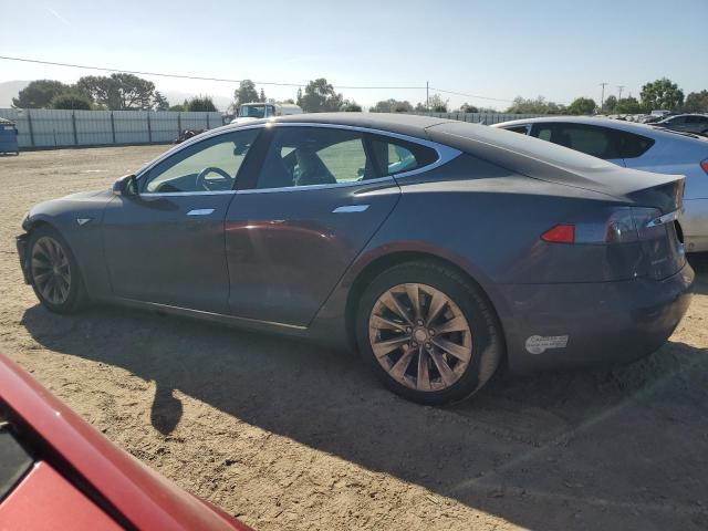 5YJSA1E2XGF156628 - 2016 TESLA MODEL S GRAY photo 2
